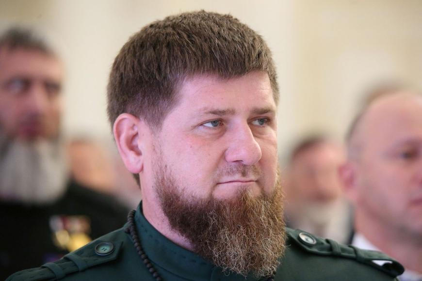 Kadyrov nečekaně odjel z Ruska. Spekuluje se, že se chystá na Putinův konec