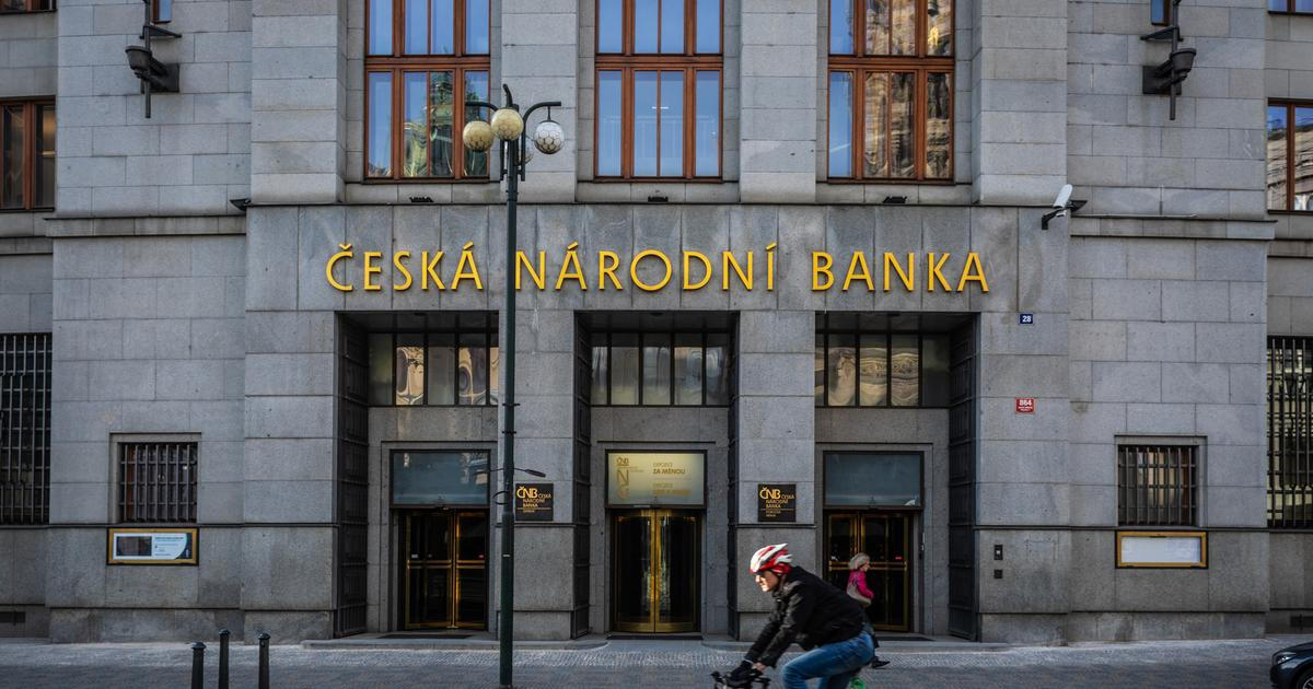 Zahraniční dluh Česka ve druhém čtvrtletí stoupl na 6,1 bilionu korun