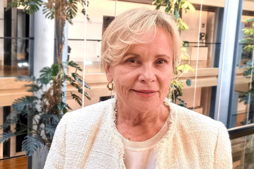 "Před Putinem jsme varovali, vy jste se smáli," praží Západ politička z malé země