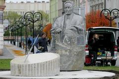 Hradec Králové, 5.11.2010, socha Ul