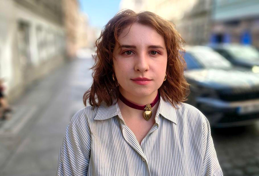 Onysja Synjuková, vedoucí výzkumného oddělení a bývalá právní expertka ukrajinské lidskoprávní organizace Centrum pro lidská práva ZMINA (Human Rights Centre ZMINA), v rozhovoru pro Aktuálně.cz. Praha, 8. září 2026.