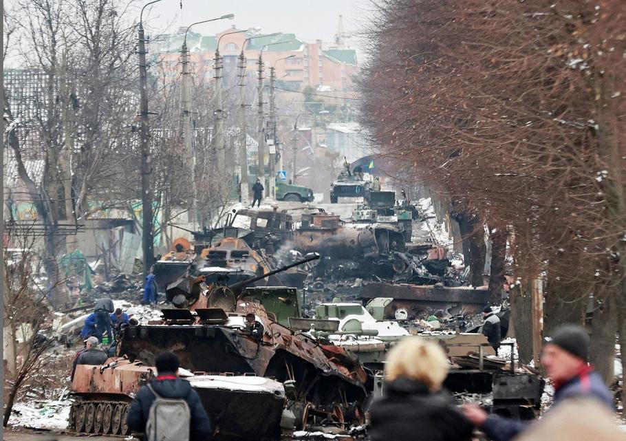 Foto / Buča / Zničené tanky / Ukrajina / 1. 3. 2022