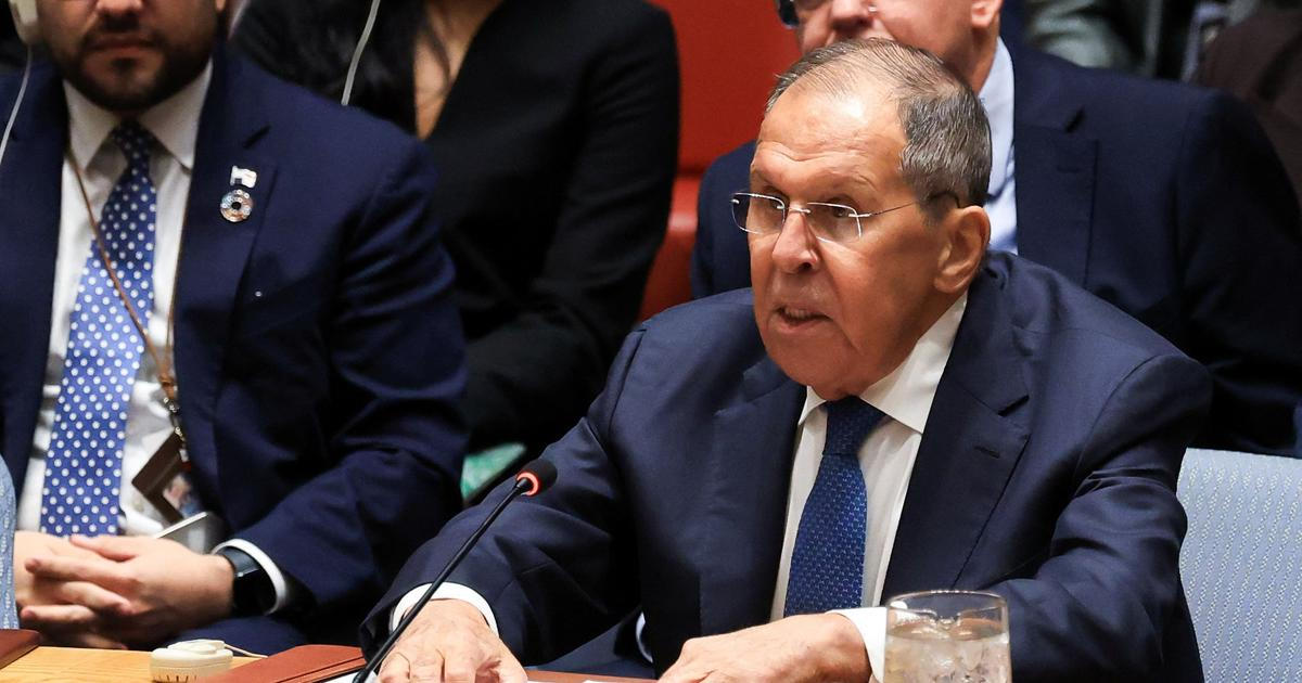 Desítky států vyzvaly Rusko, aby souhlasilo s příměřím. Chtějí čas na zbrojení, opáčil Lavrov