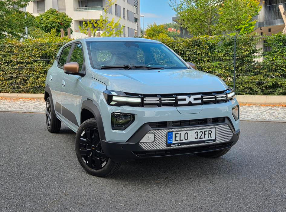 Těsně před koncem životního cyklu nadělila Dacia elektrickému Springu poslední modernizaci, která se dotkla především techniky.