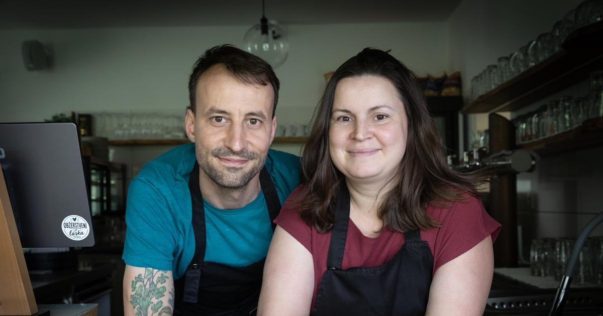 Obžerstvení není hřích. Na samotě u kostela na Berounce vyrostl gastro fenomén