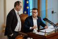 Schůze Sněmovny a vyslovení důvěry vládě, Boris Šťastný, Tomio Okamura