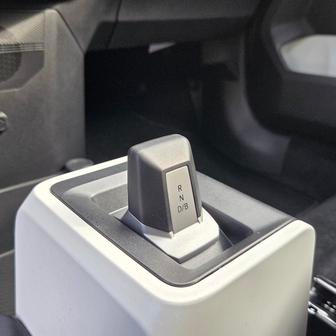 Volič automatu je známý i z jiných modelů Renaultu a Dacie.