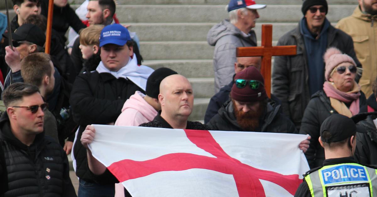 Migranty nechceme. Britské obce volí zoufalý krok: referendum o odtržení