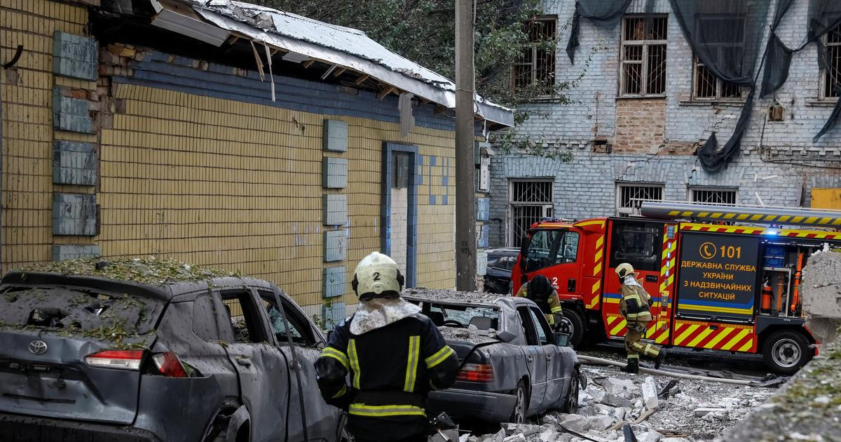 Masivní ruské útoky na Kyjev zabily sedm lidí. I čtrnáctiletého Izraelce