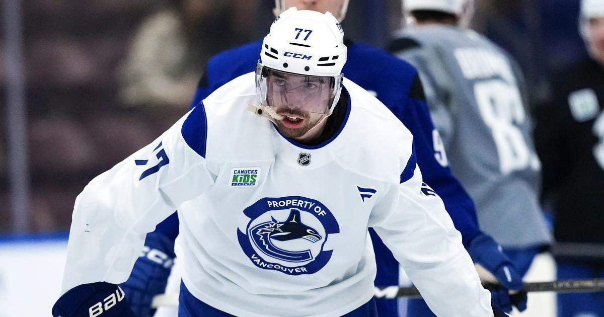 „Pověs brusle na hřebík.“ Na trápení českého šikuly už se v NHL nemohou dívat