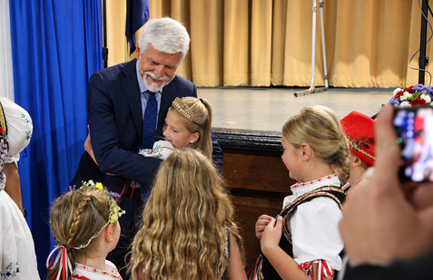 Děti zatančily, sál tleskal a prezident Petr Pavel přiznal, že ho přijetí dojalo. Takto vypadala návštěva Wilberu, českého hlavního města USA.