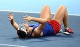 Linda Nosková slaví triumf ve finále Billie Jean King Cupu 2026 s Ukrajinou