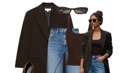 Základ tvoří hnědé oversized sako, jednoduchý top v podobném odstínu a modré rovné džíny. Samotná kombinace by byla velmi minimalistická, proto ji oživují leopardí baleríny. Právě zvířecí vzor funguje s hnědou překvapivě přirozeně a dodává neutrálnímu outfitu trochu charakteru, aniž by působil přeplácaně.
