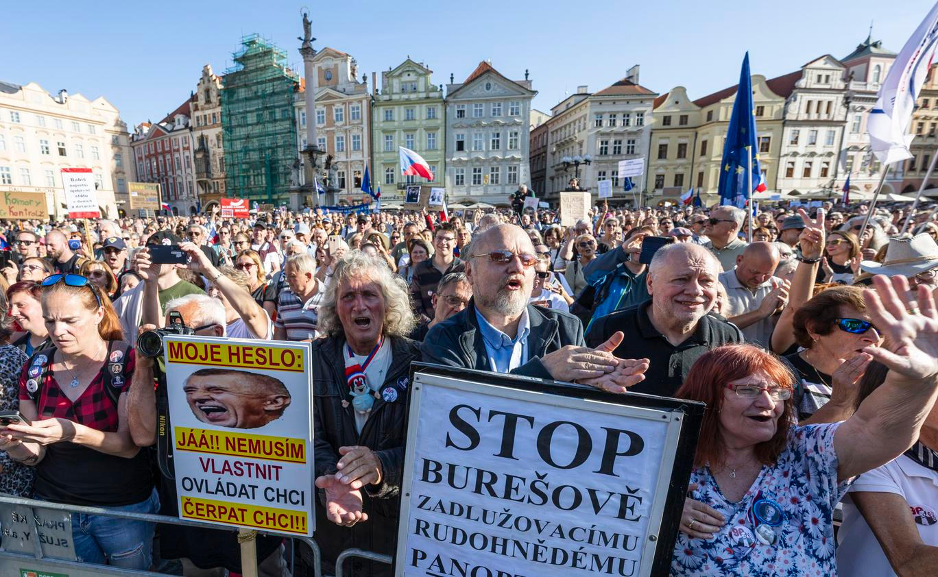 ČR-volby-senát-demonstrace-Milion chvilek-FASTPIX