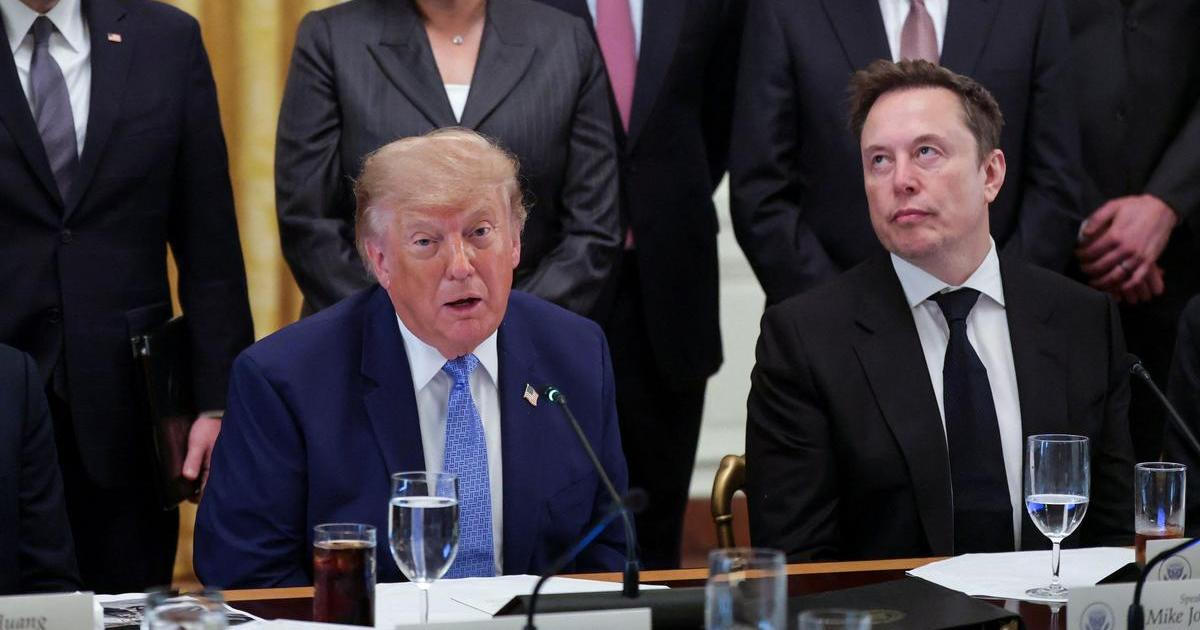 Super inteligence místo AI. Trump zavede nový oficiální termín