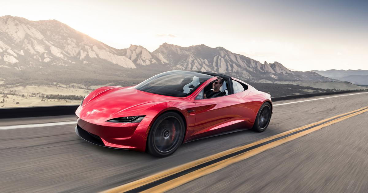 Kéž by Tesla uměla poručit větru, dešti. Její očekávaná novinka se odkládá kvůli bizarnímu důvodu