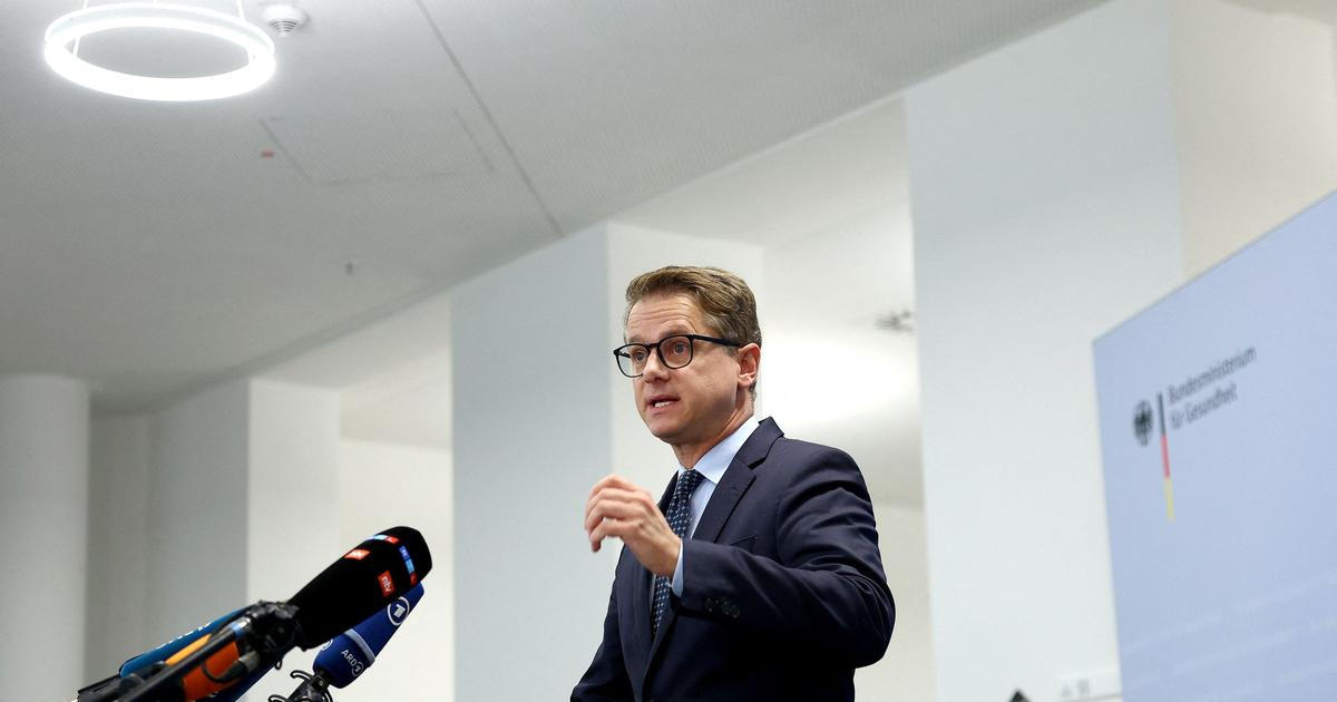 Německo schválilo reformu pojištění péče. Bezdětní si připlatí