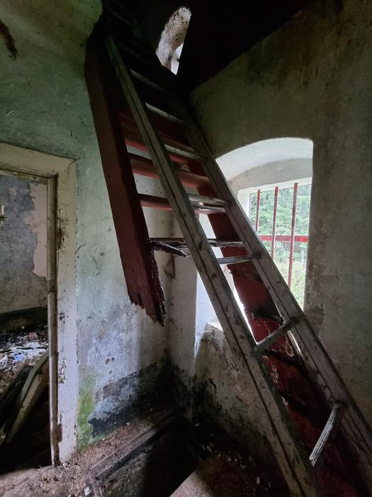 Interiér vechtrovny před rekonstrukcí byl v žalostném stavu.
