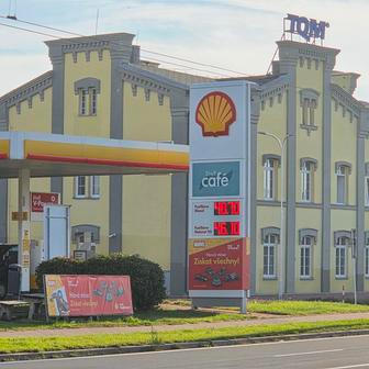 Nafta na Shell v Opavě stojí 48,70 Kč.