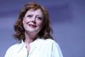 Susan Sarandon reçoit un Deauville Icon Award sur la scène lors de la 52ème édition du Festival du Cinéma Américain de Deauville