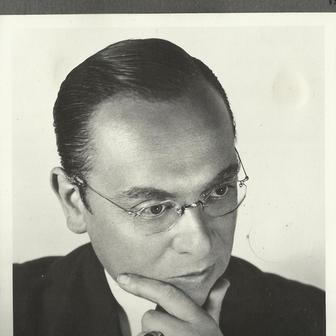 F. R. Kraus v roce 1946. Tehdy to ještě vypadalo nadějně, že bude moci zase normálně psát a publikovat, ale pak přišel komunistický převrat...