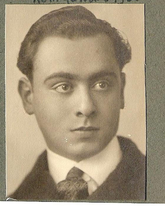 František R. Kraus kolem roku 1920, tedy v době, kdy studoval na klasickém gymnáziu v paláci Kinských. Zamlada byl navíc vášnivý (a úspěšný) sportovec.