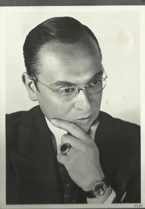 F. R. Kraus v roce 1946. Tehdy to ještě vypadalo nadějně, že bude moci zase normálně psát a publikovat, ale pak přišel komunistický převrat...