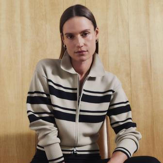 Sportsluxe přichází na scénu. Přináší nečekané kombinace, pohodlí a styl, který sluší v každém věku.