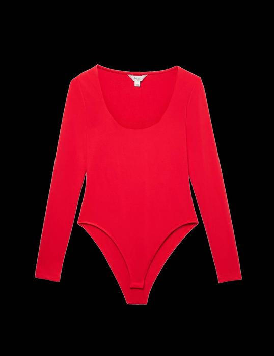Sportsluxe přichází na scénu. Přináší nečekané kombinace, pohodlí a styl, který sluší v každém věku.