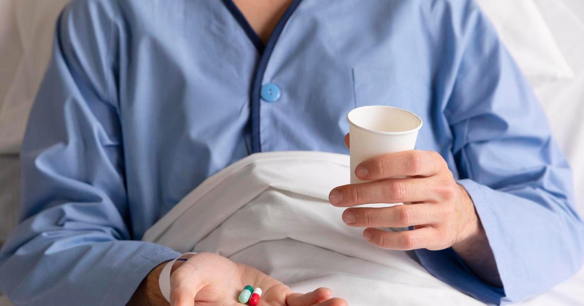 Bakterie vítězí nad antibiotiky. Česko jim nahrává rekordní spotřebou 