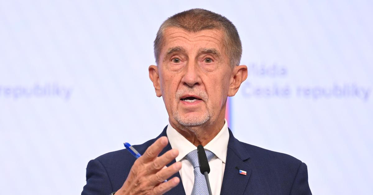 „Vyšetřovala nám různé části těla.“ Babiš kvůli bizarnímu videu nařkl lidovce z krádeže