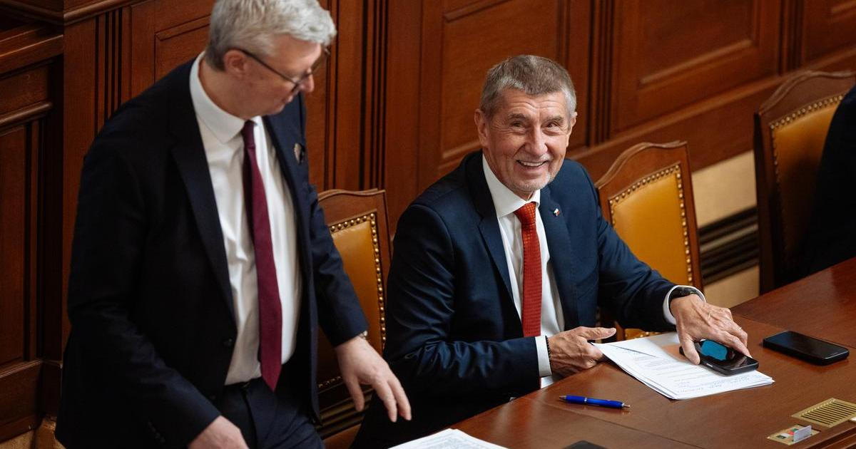 „Vyšetřovala nám různé části těla.“ Babiš kvůli bizarnímu videu nařkl lidovce z krádeže