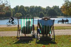 London,,Uk,-,September,29th,2011:,People,Enjoying,A,London