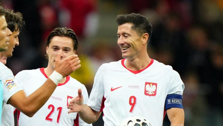 Nations League - Group B4 - Poland v Romania