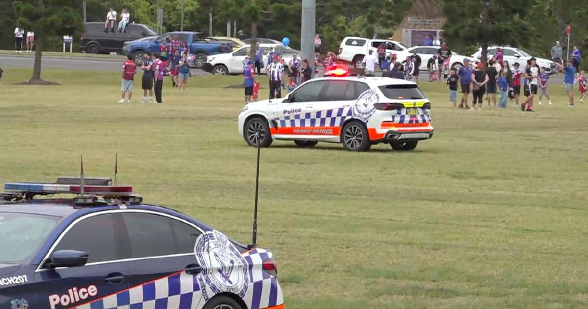 Do fanoušků ragby v Austrálii vjelo auto. Pětiletá dívka je v kritickém stavu