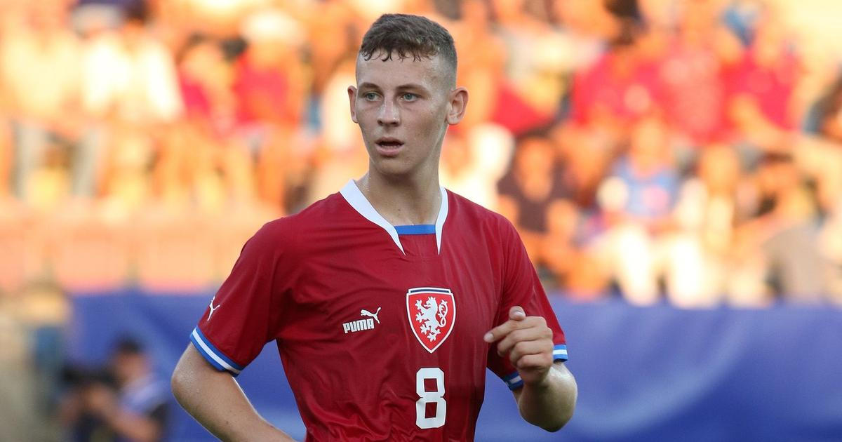 „Šlapu jako prase a v noci nespím.“ Fotbalista syrově ukázal bizarní sezonu v Česku