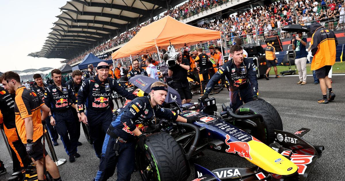  „Naprostá fraška.“ Piloti po ostudě v Sepangu cupují hybridní vozy formule 1 