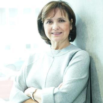 Jak na elegantní podzimní šatník? Veronika Freimanová ukazuje, co nosit po sedmdesátce.