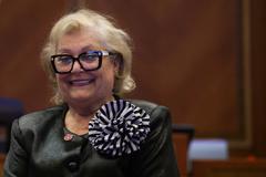 V Kosovu byla parlamentem za prezidentků zvolena Justina Shiroka Pulaová. Obdržela celkem 81 hlasů ze 120. Pulaová má za sebou zkušenosti z vlády. Mezi lety 2008-2011 působila jako ministryně hospodářství