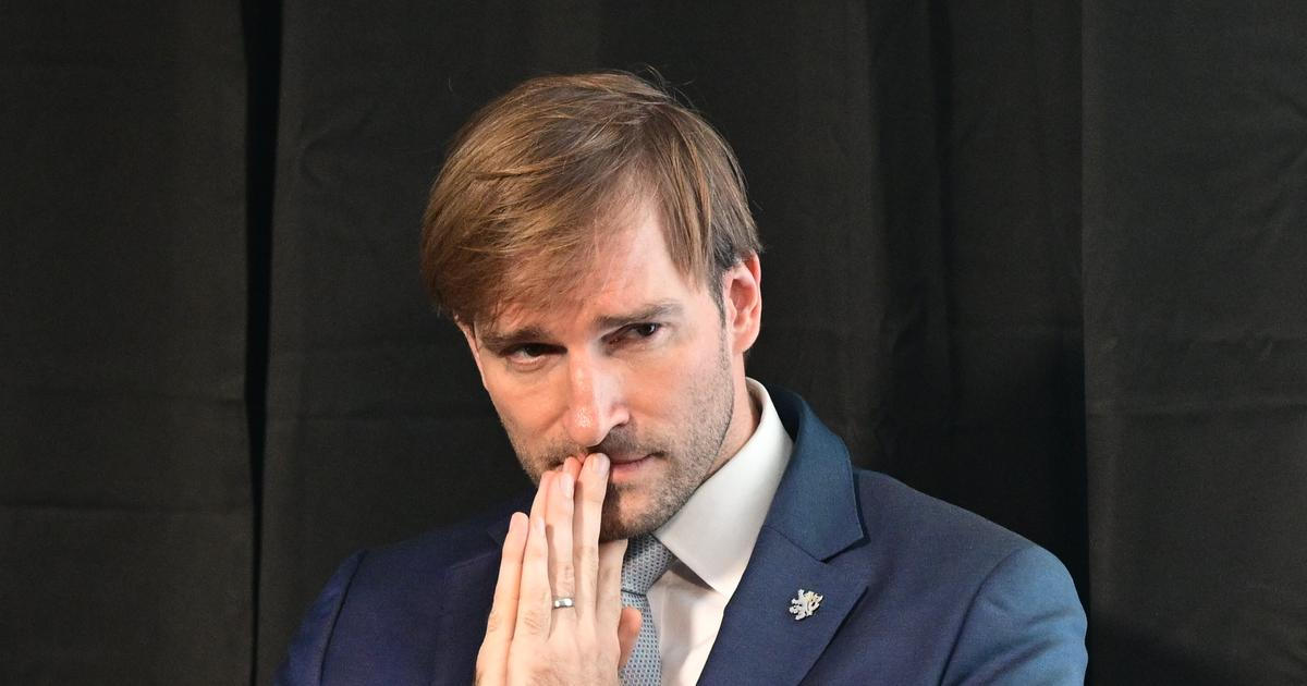 Komentář: Politici mají hlasovat o ztrátě vlastní moci. Ve hře je vliv na 350 miliard