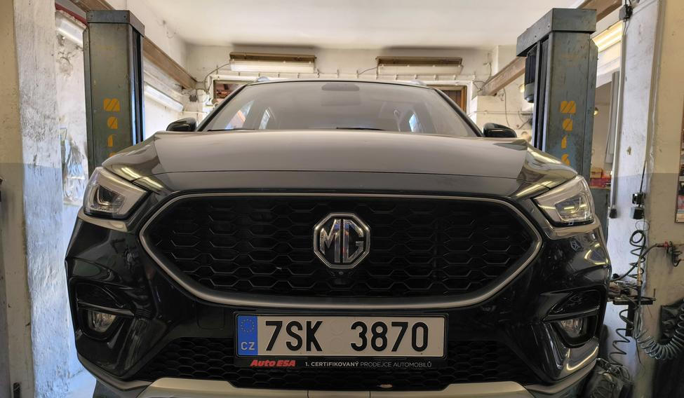 MG ZS