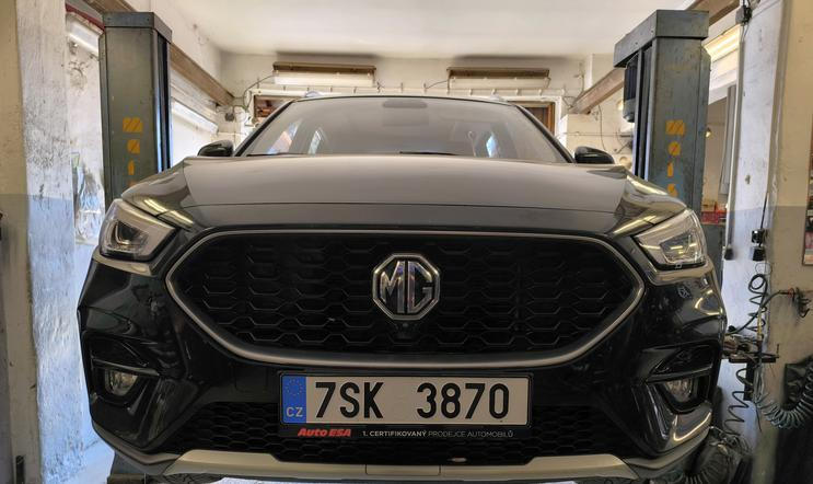 MG ZS