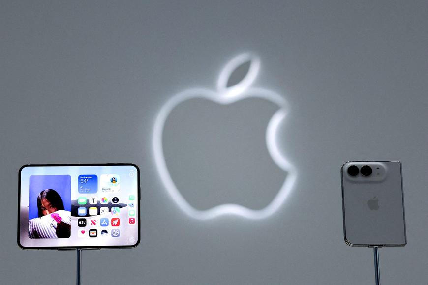 Apple omezil objednávky komponent pro iPhone 18 Pro kvůli slabé poptávce