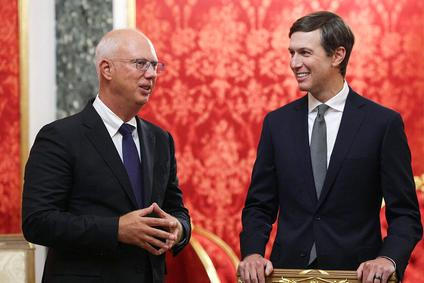 Kirill Dmitrijev (vlevo) a Jared Kushner.
