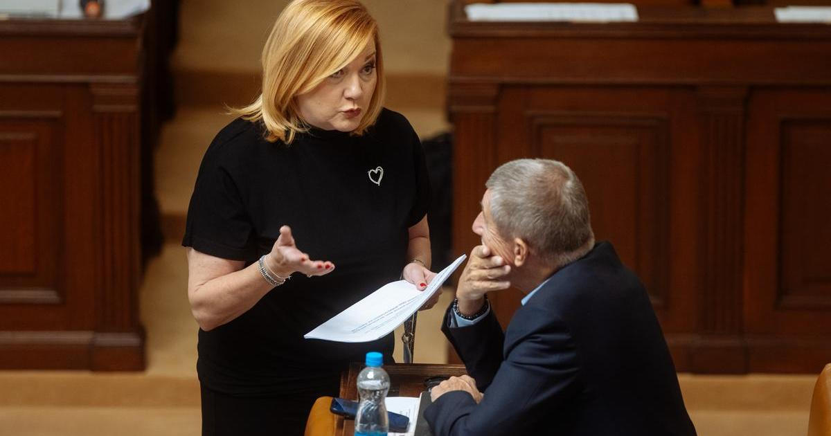 Brusel schválil český plán na snížení schodků. Rozpočtová rada pochybuje o jeho splnění