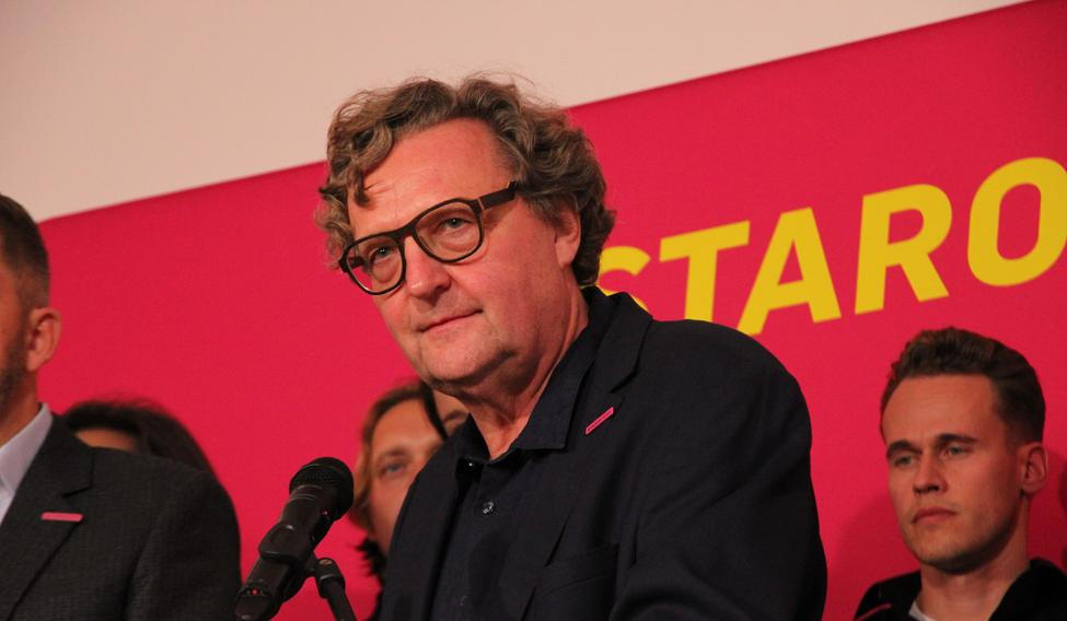 Petr Hlaváček (STAN) na tiskové konferenci Starostů.