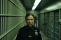 Scarlett Johanssonová jako policejní vyšetřovatelka a svobodná matka Julie Millerová ve filmu Vymítač ďábla: Mučedníci (2027).