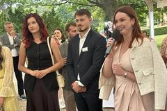 Poslankyně STAN Anežka Nedomová při letošním setkání mladých politiků a političek s prezidentem Petrem Pavlem v Lánech.