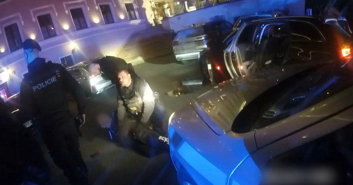 Zběsilý úprk Prahou. Auto jelo až 210 km za hodinu, policie se nakonec hodně divila