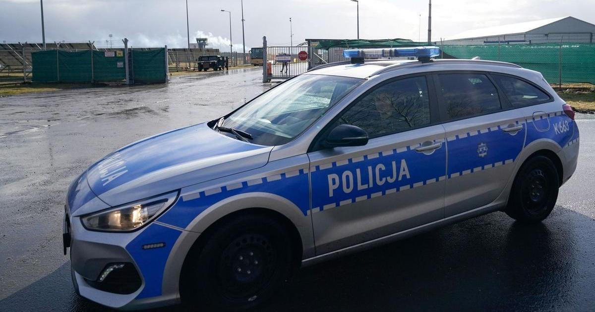 Žák nožem ve škole v Polsku zranil devět lidí, v jeho batohu se našla výbušnina